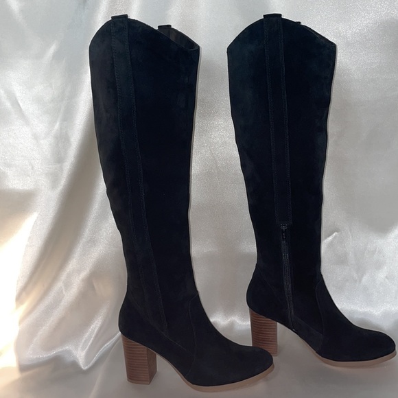 Knee High Leather Heel Boots - Picture 3 of 6